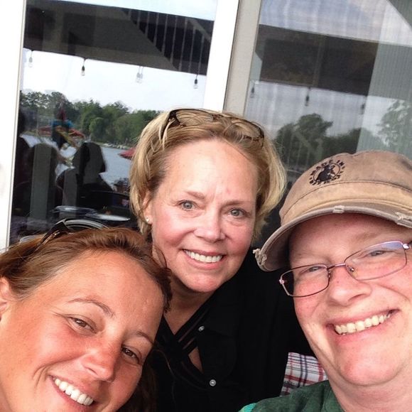 Meet your Posher, Michelle - Picture 1 of 1